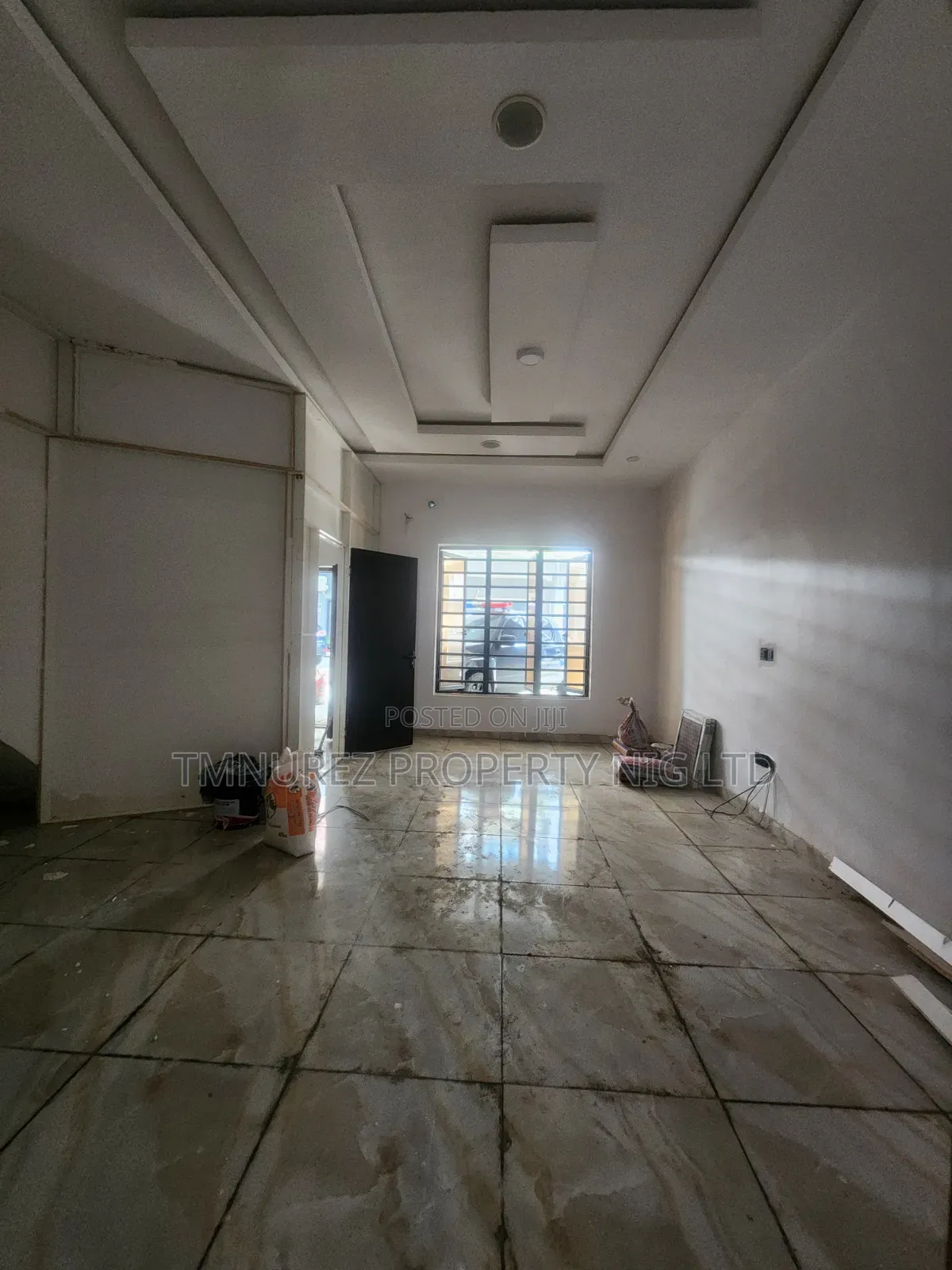 Mini Flat in Ikota for rent