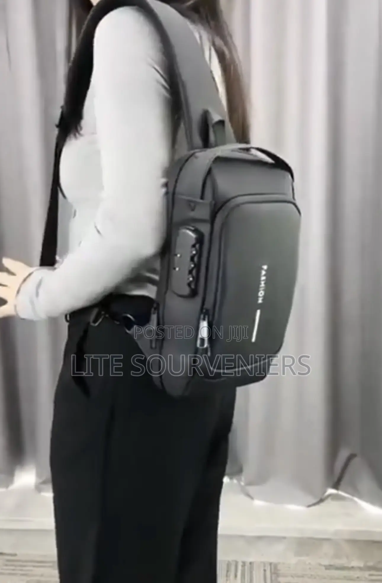 Cross Bag .