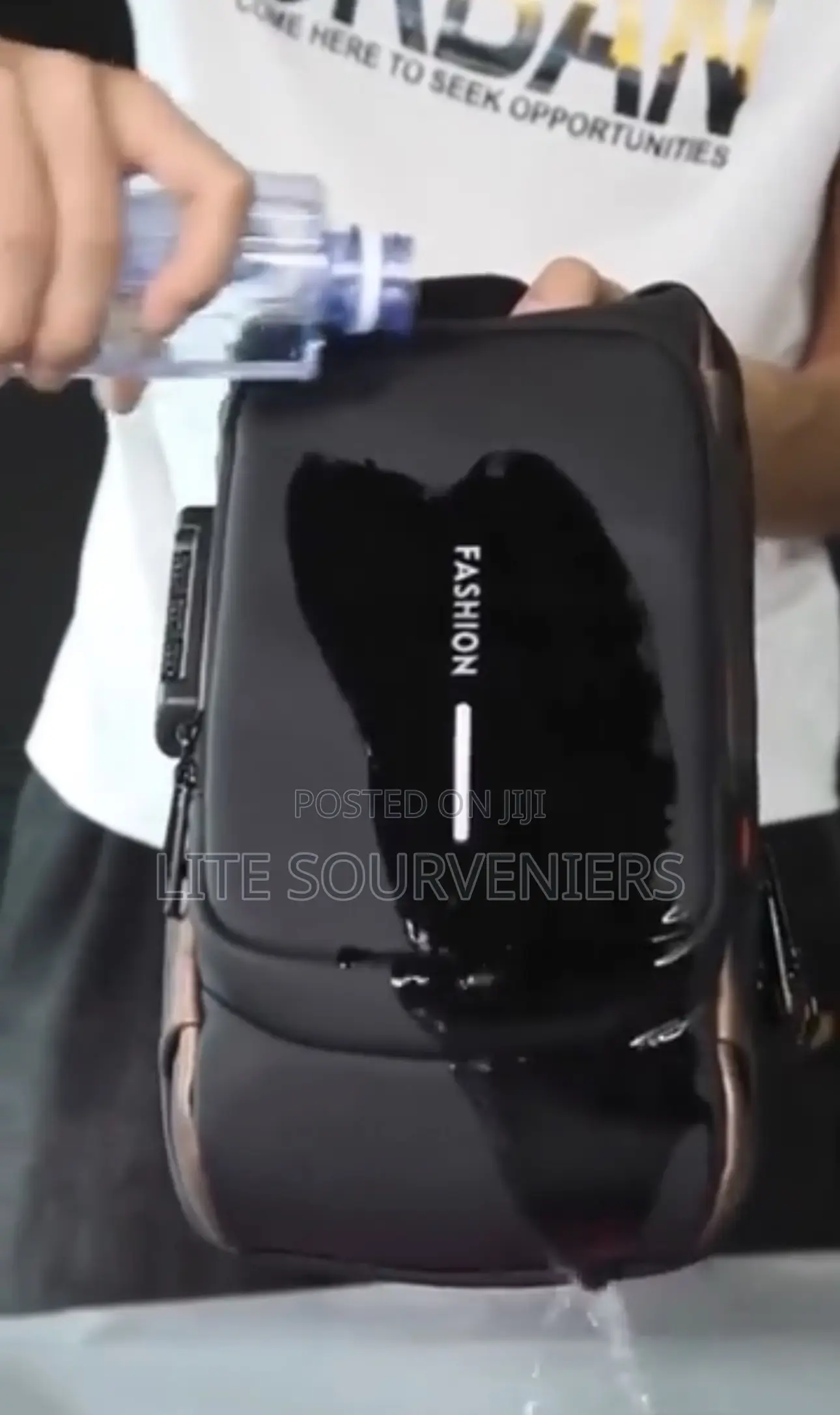 Cross Bag .