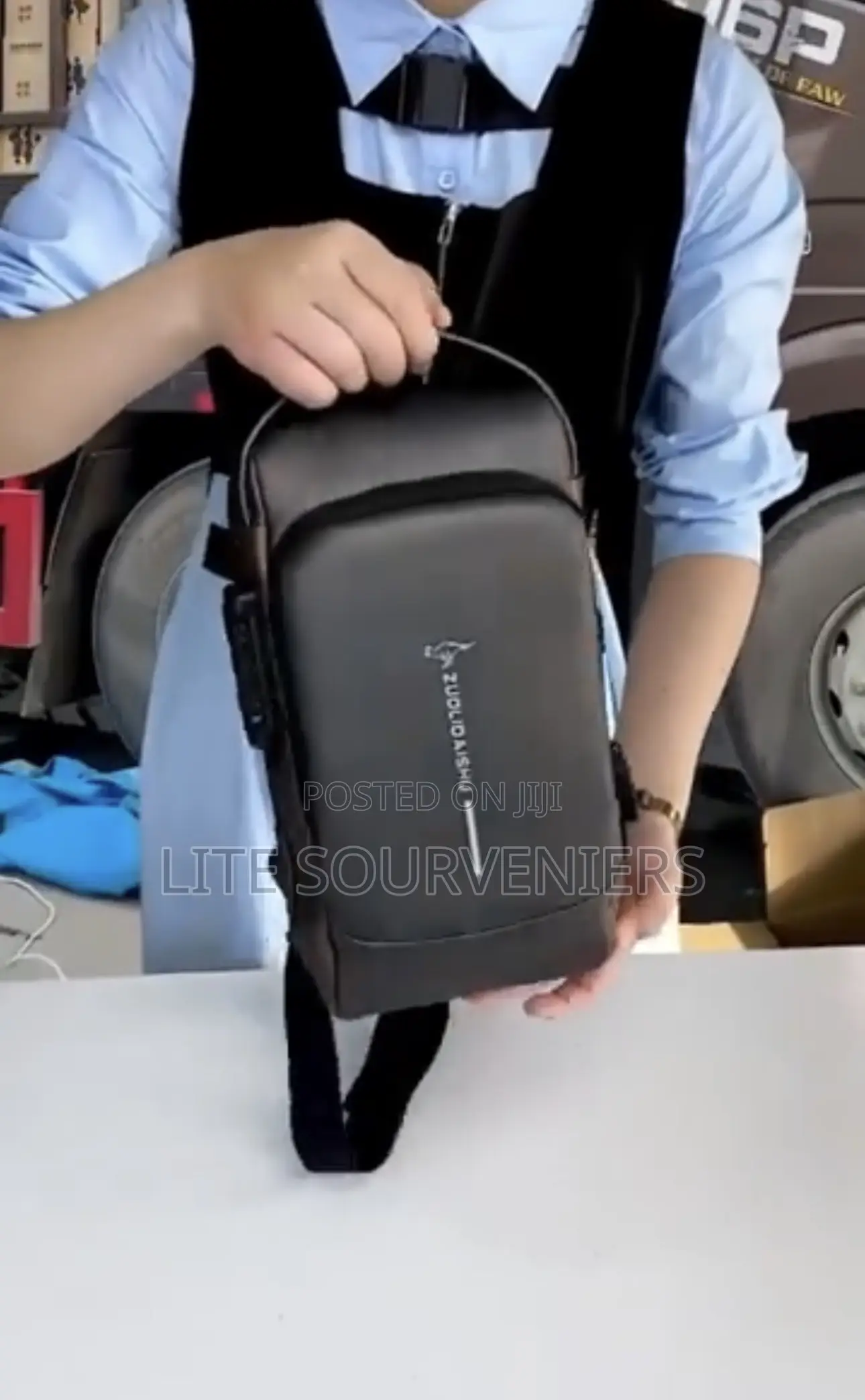 Cross Bag .