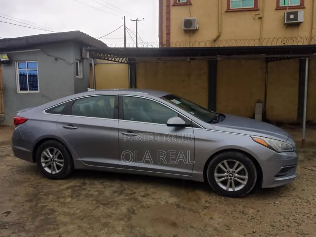 Hyundai Sonata SE 2016 Gray