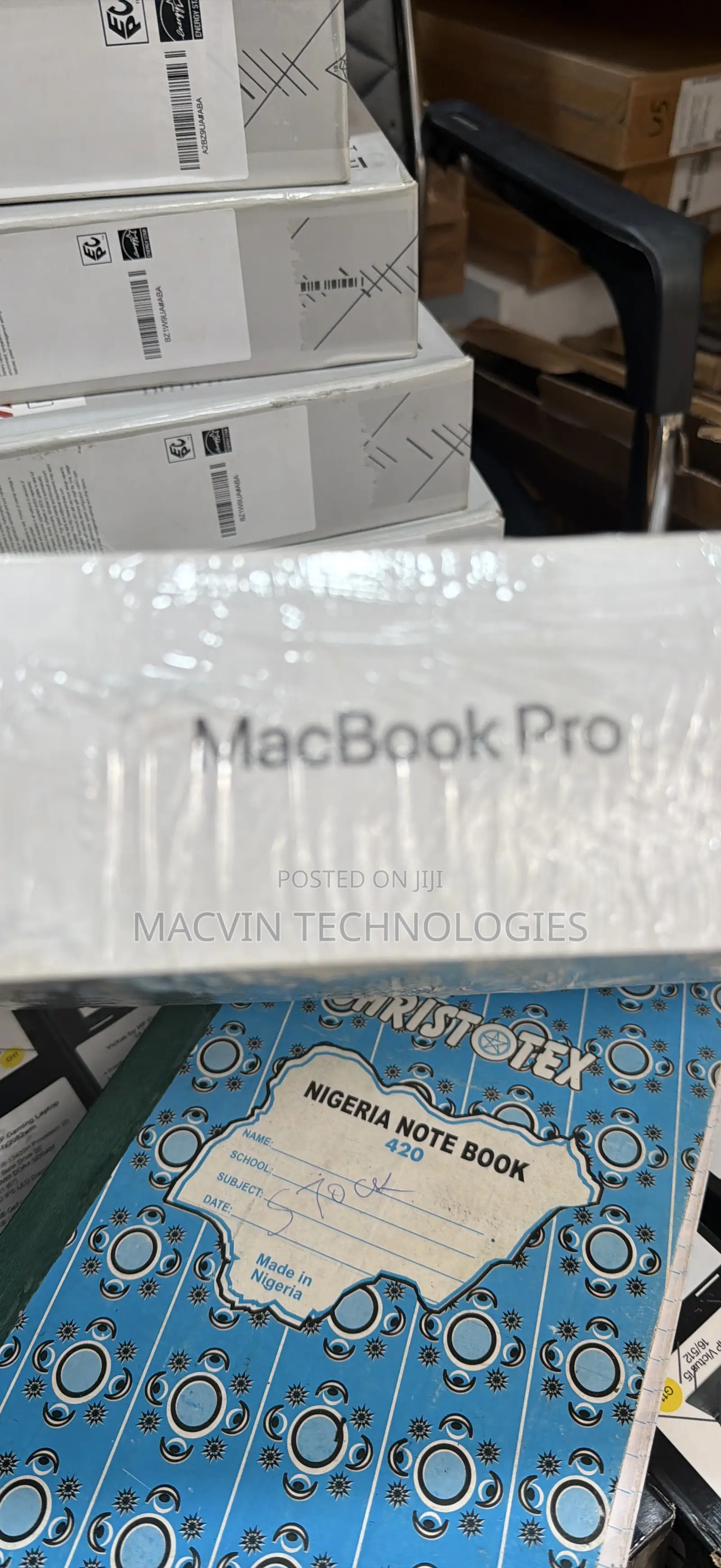 New Laptop Apple MacBook Pro 16GB Apple M5 SSD 1T