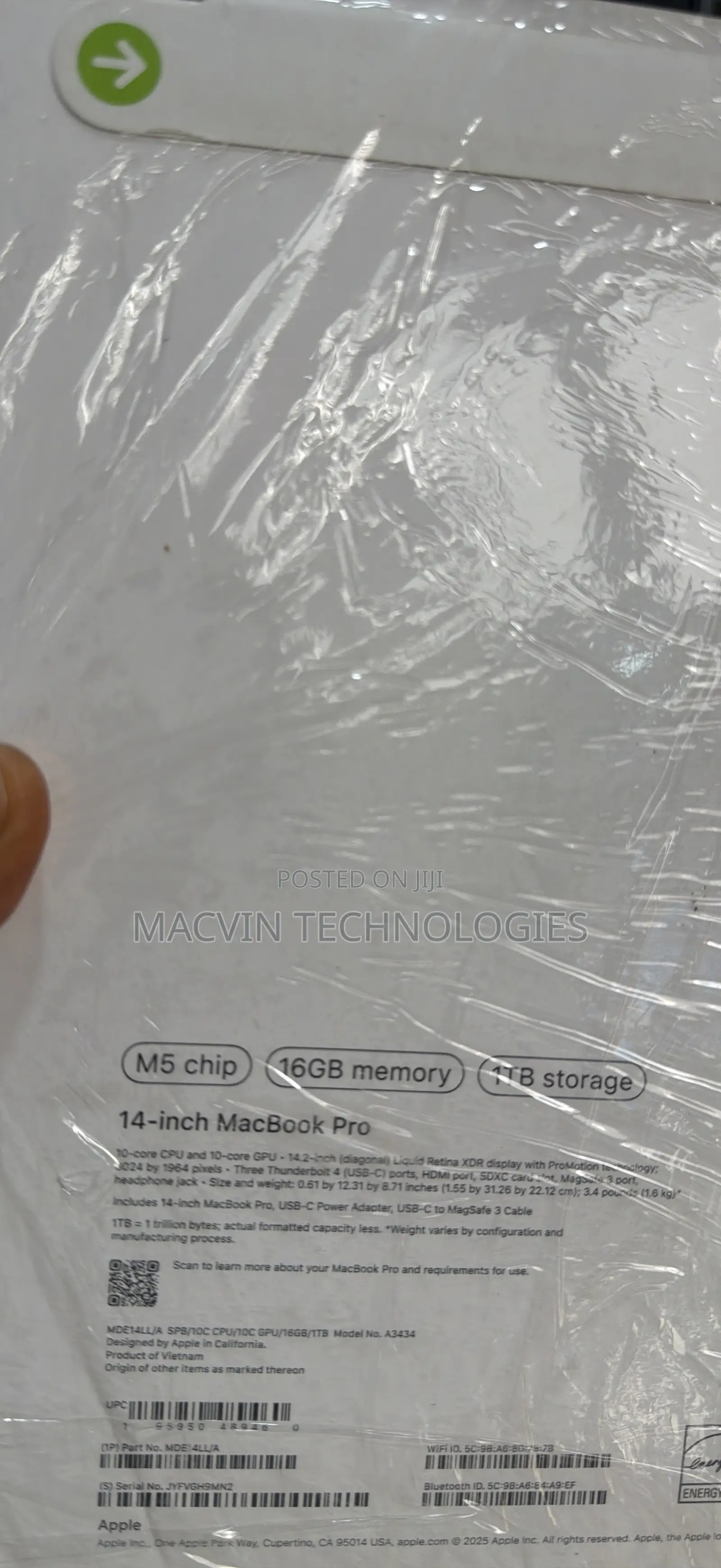 New Laptop Apple MacBook Pro 16GB Apple M5 SSD 1T