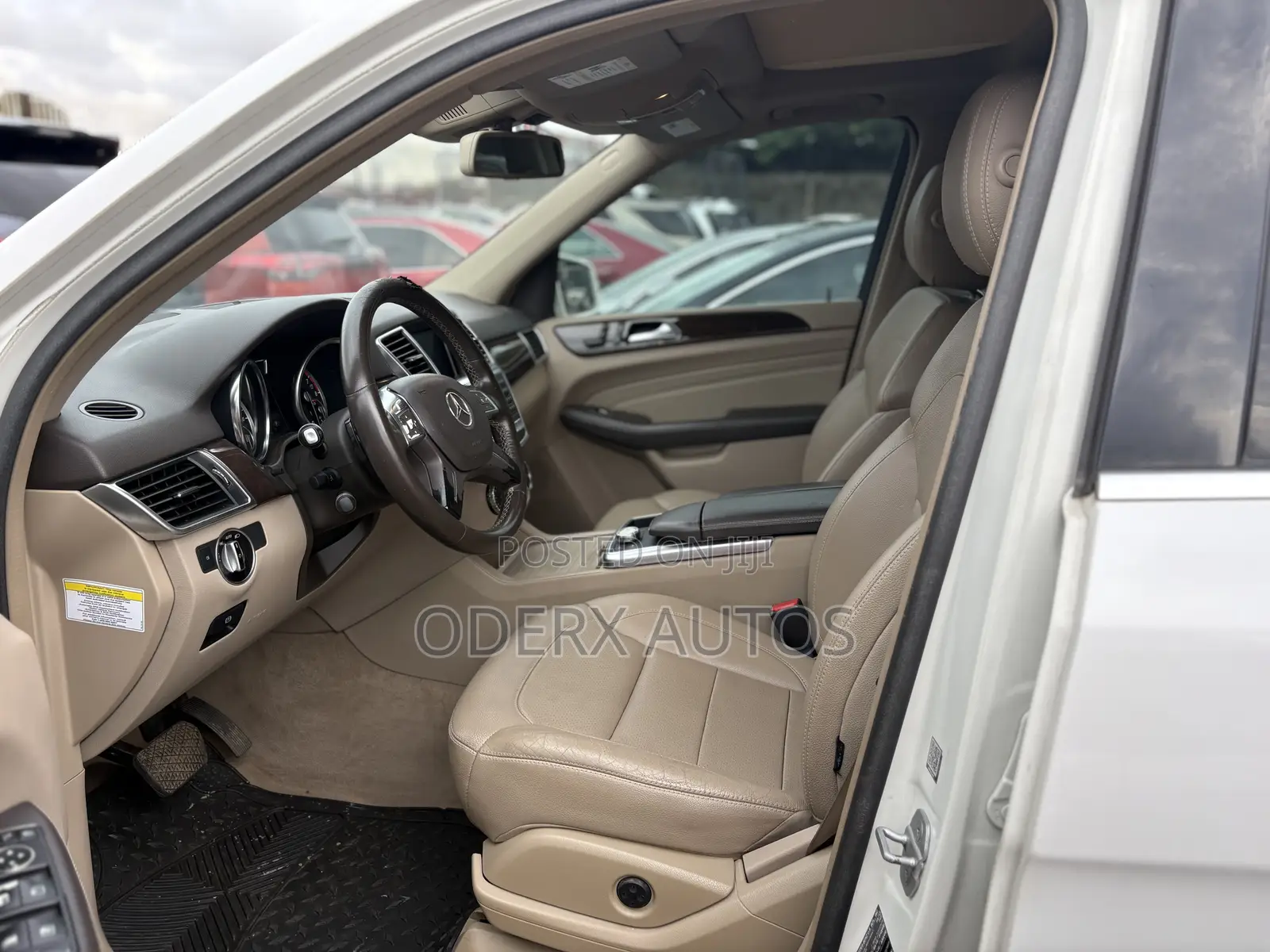 Mercedes-Benz M Class ML350 4MATIC 4dr SUV AWD (3.5L 6cyl 7A) 2014