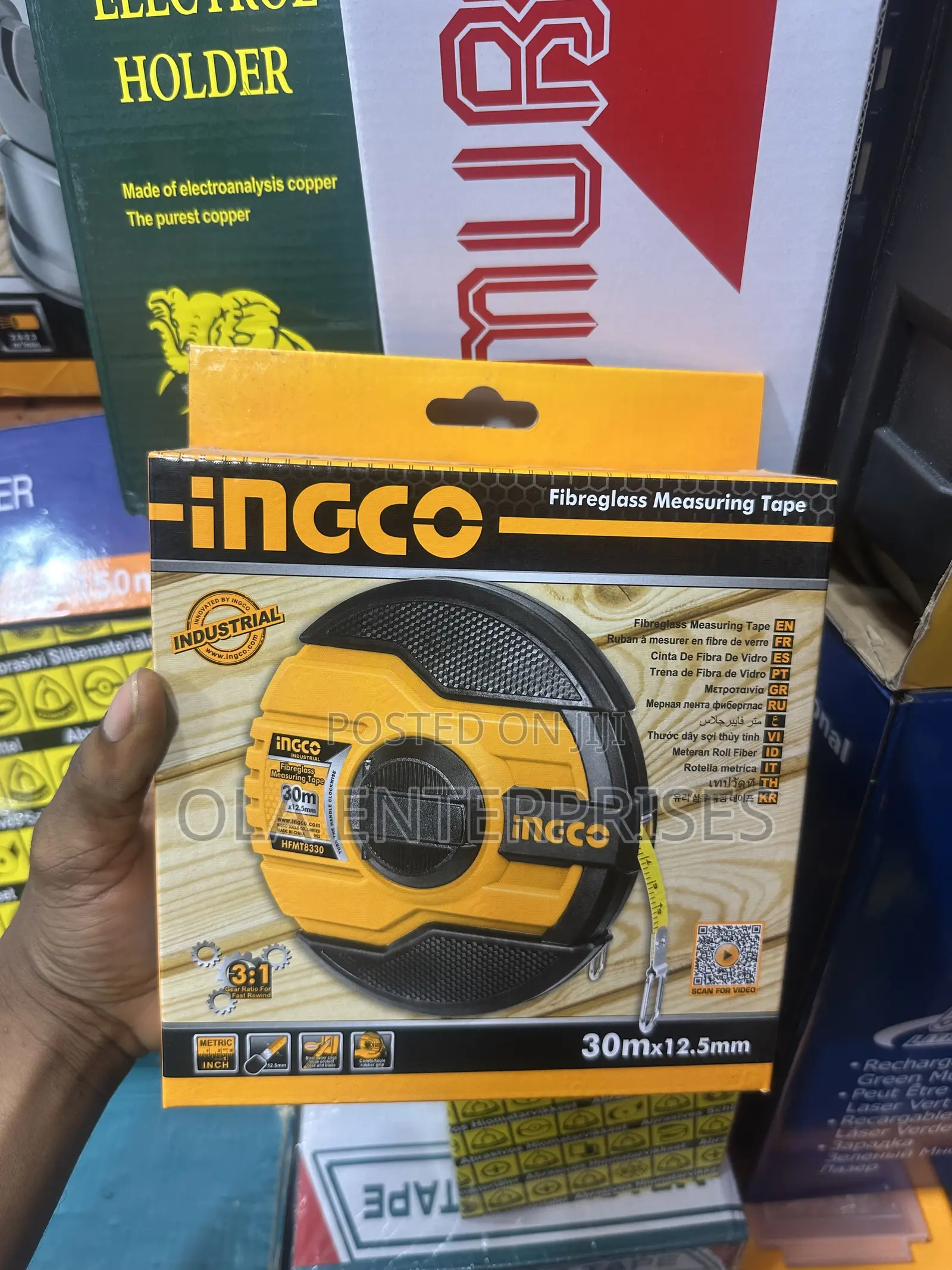 30m × 12.5mm Fiberglass Measuring Tape
