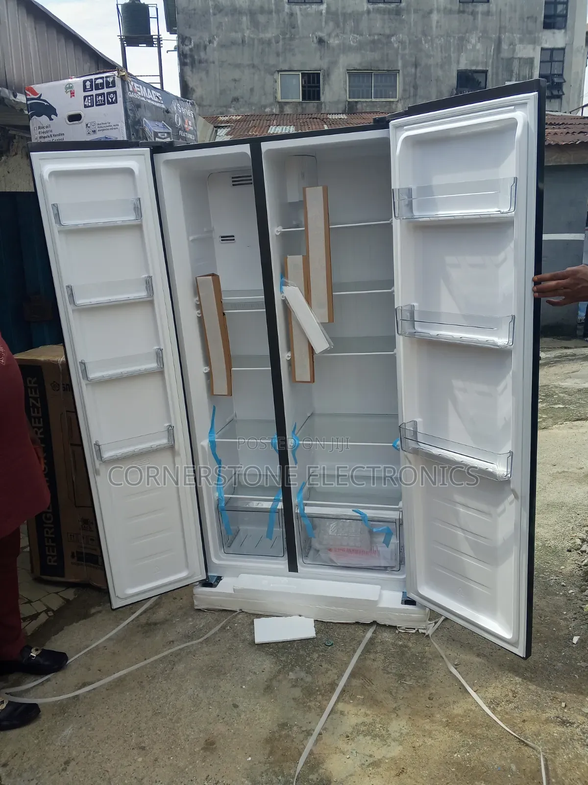 TCL Side by Side Refrigerator 500l