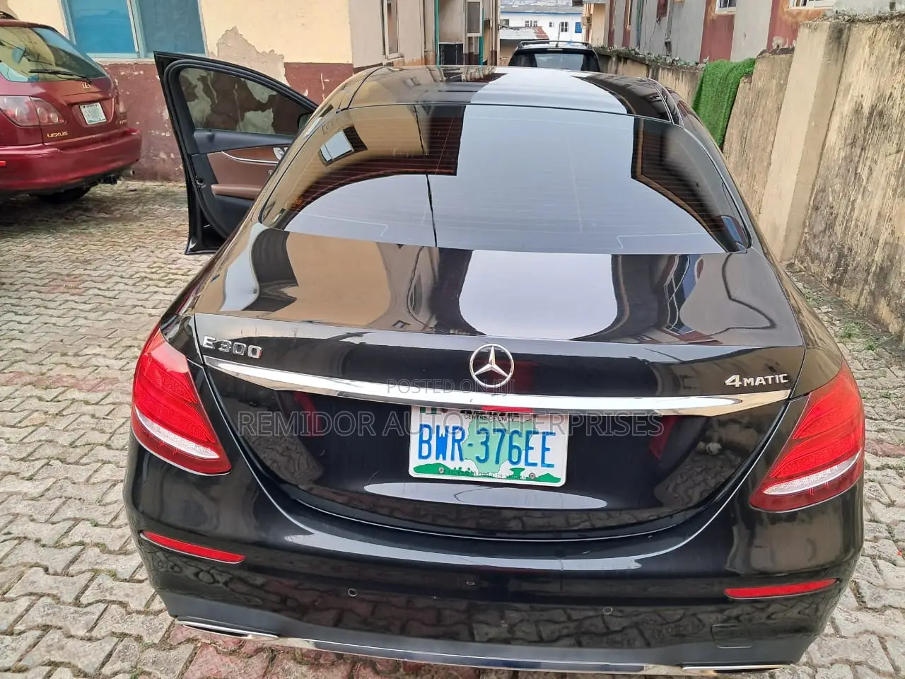 Mercedes-Benz E300 2018 Black