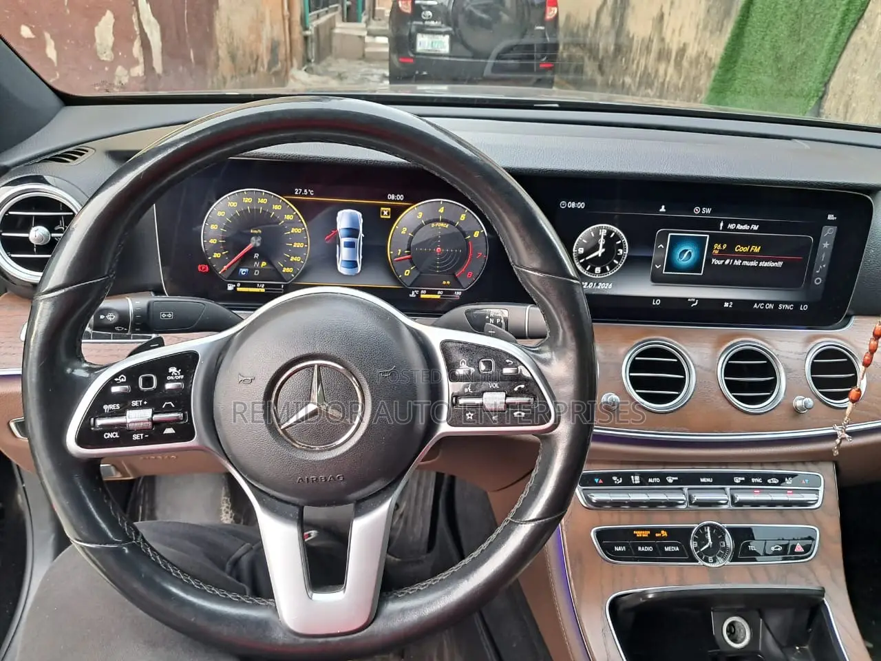 Mercedes-Benz E300 2018 Black
