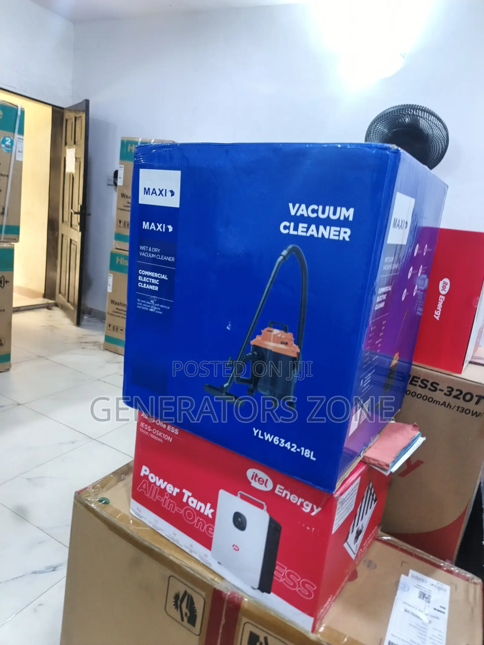 Maxi 18l Wet and Dry Vacuum Cleaner
