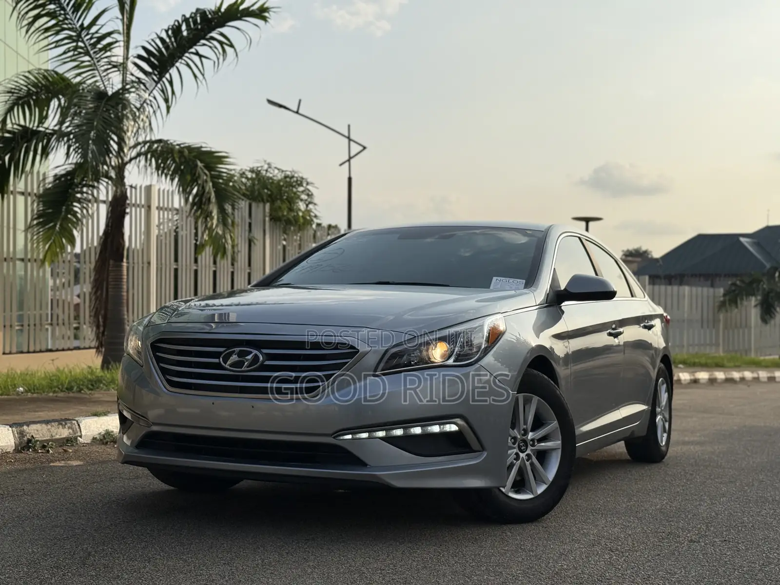 Hyundai Sonata Limited 4dr Sedan (2.4L 4cyl 6A) 2015 Silver