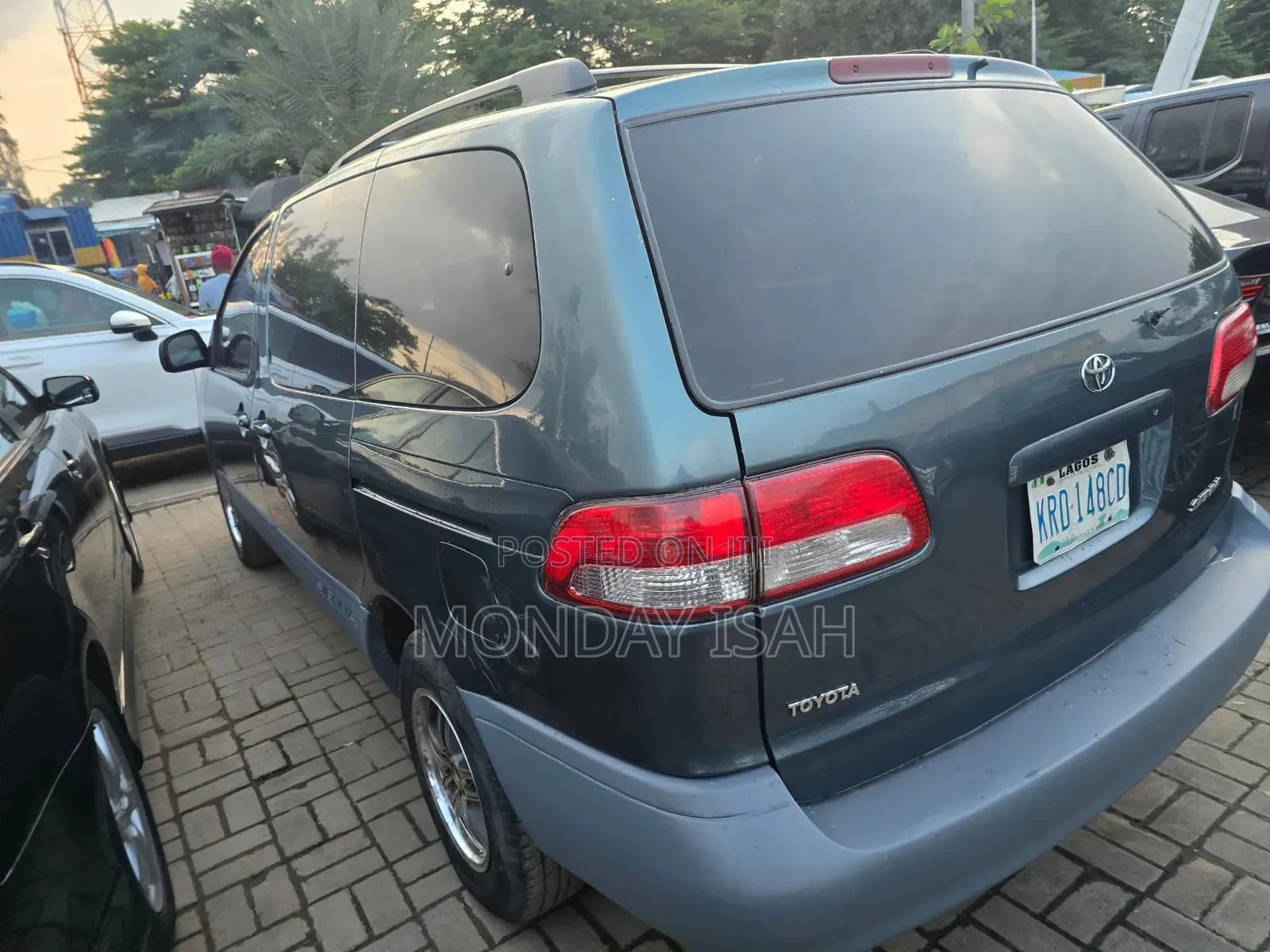 Toyota Sienna 2003 Green