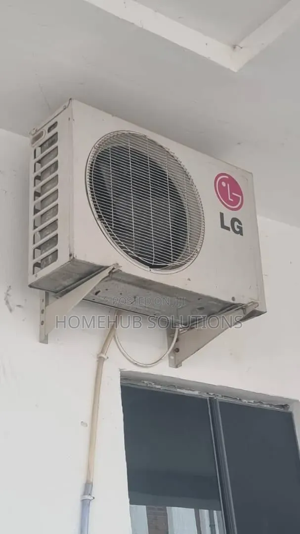 1.5hp Lg Dual Inverter Ac With Indoor Hanger and Remote