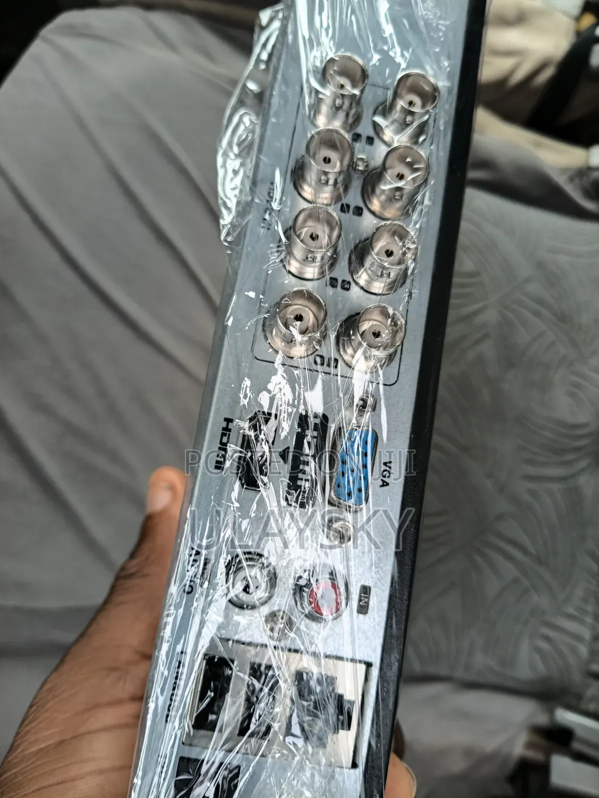 8 Channels Hikvision DVR