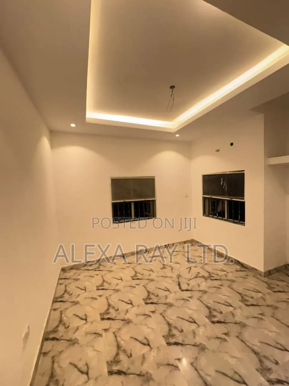 Mini Flat in Ikota for rent