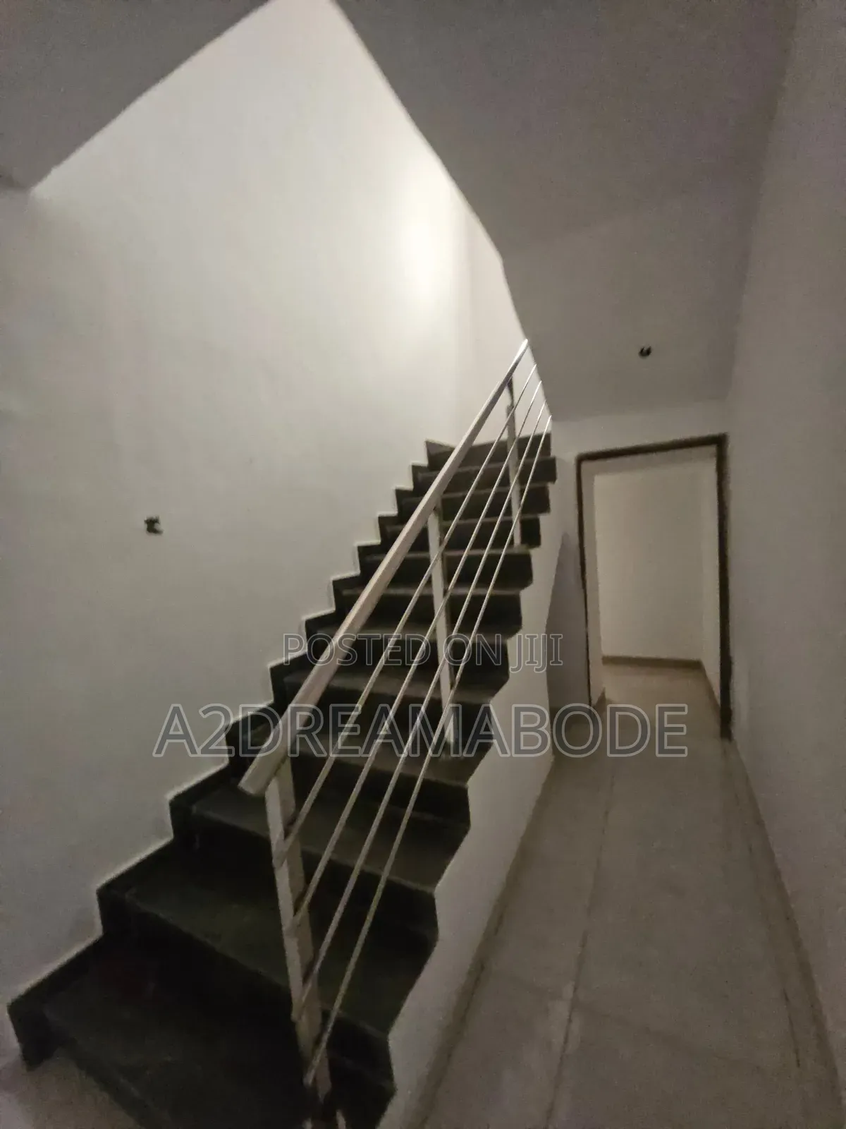5bdrm Duplex in Omole Phase 2 for rent