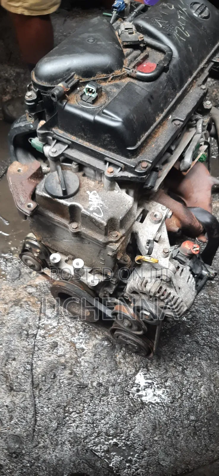 Nisan Micra Engine