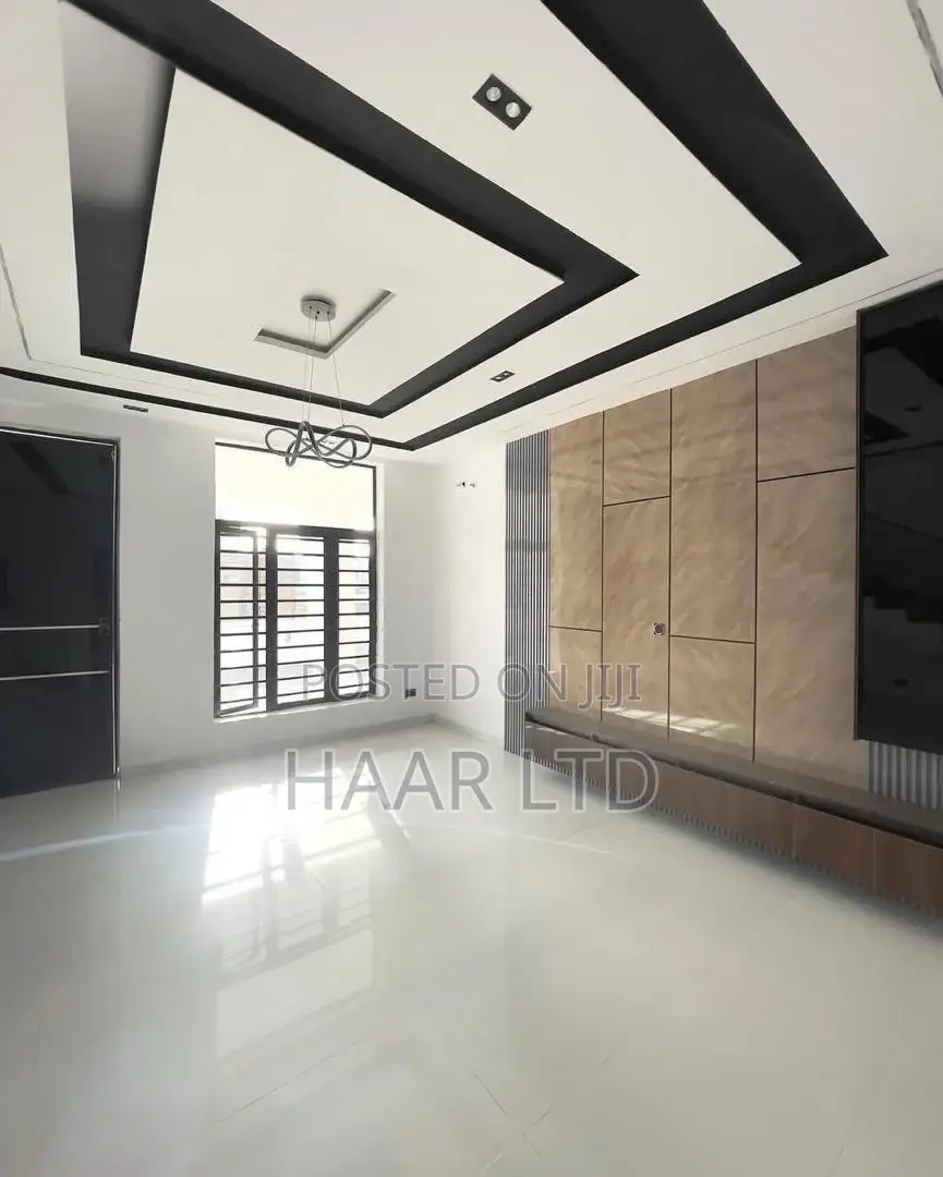 3bdrm Duplex in Ikota for rent
