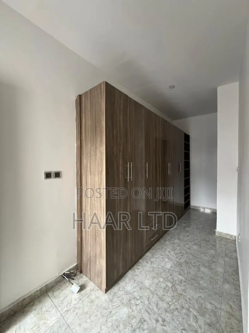 4bdrm Duplex in Lekki Phase 2 for rent