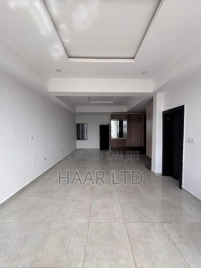 4bdrm Duplex in Ikota for rent