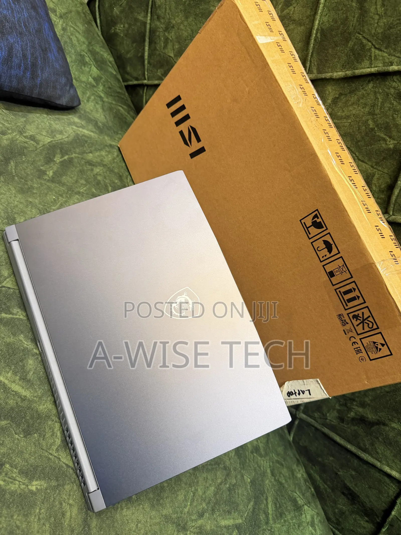 New Laptop MSI GF65 Thin 10UE 8GB AMD Ryzen 5 SSD 512GB