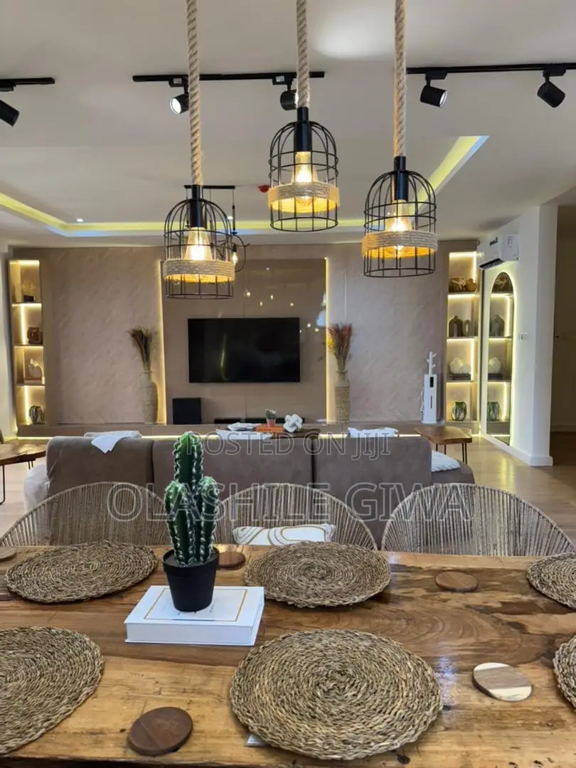 4 Bedroom Apartment