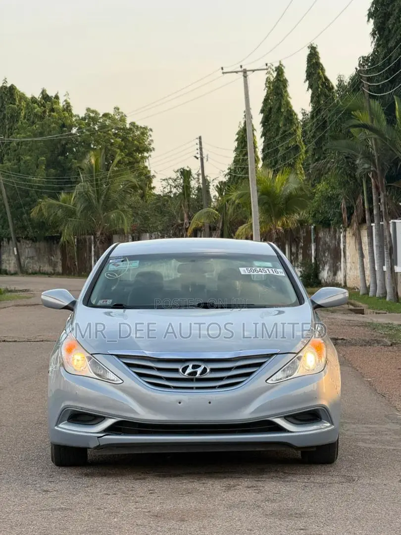 Hyundai Sonata 2013 Silver
