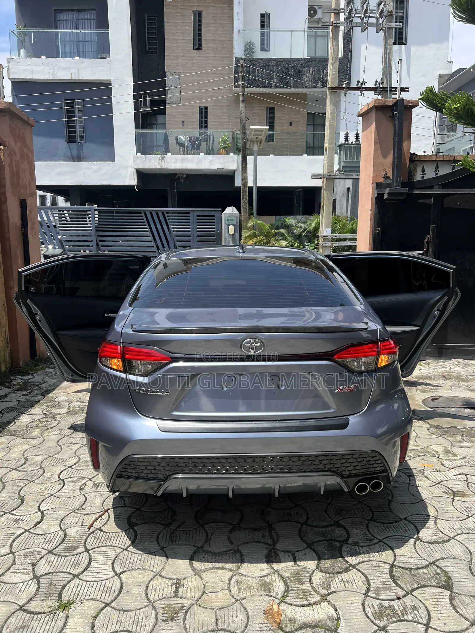 Toyota Corolla XSE 2020 Blue