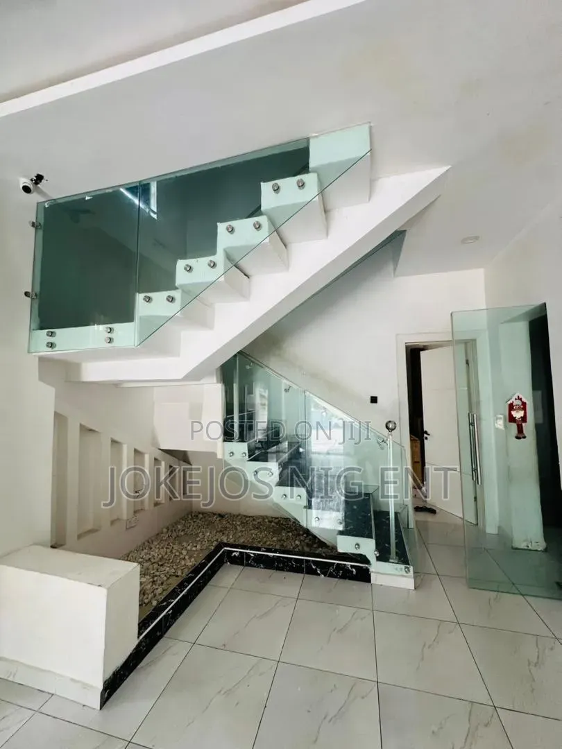 4bdrm Duplex in Ikota Gra for rent