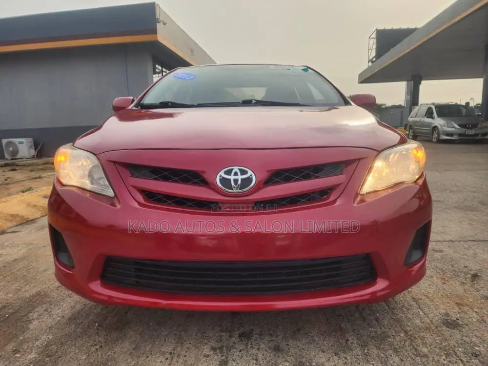 Toyota Corolla 2013 Red