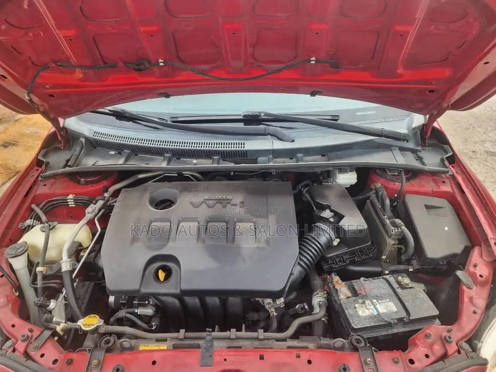 Toyota Corolla 2013 Red