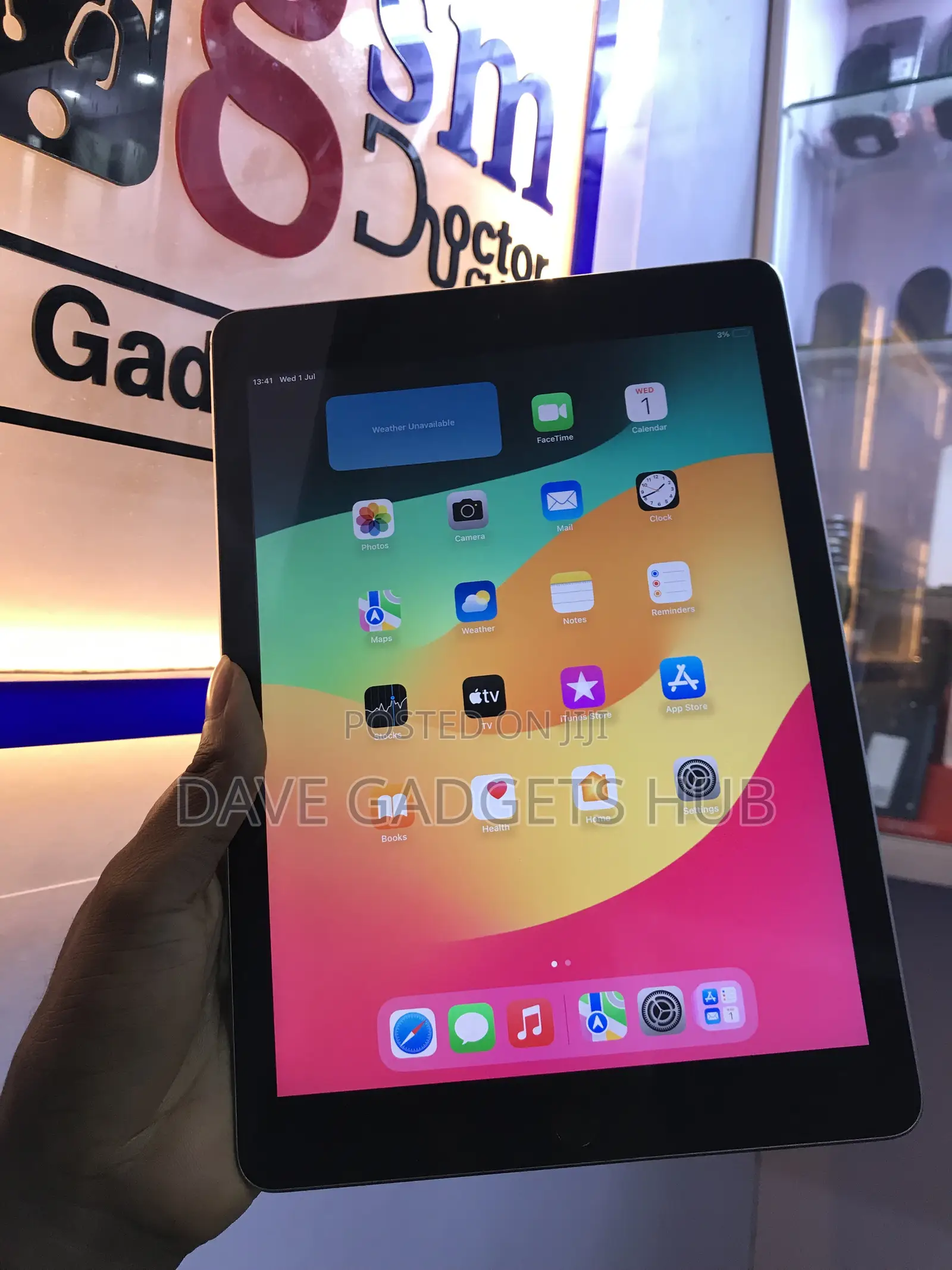 Apple iPad 9.7 32 GB Black