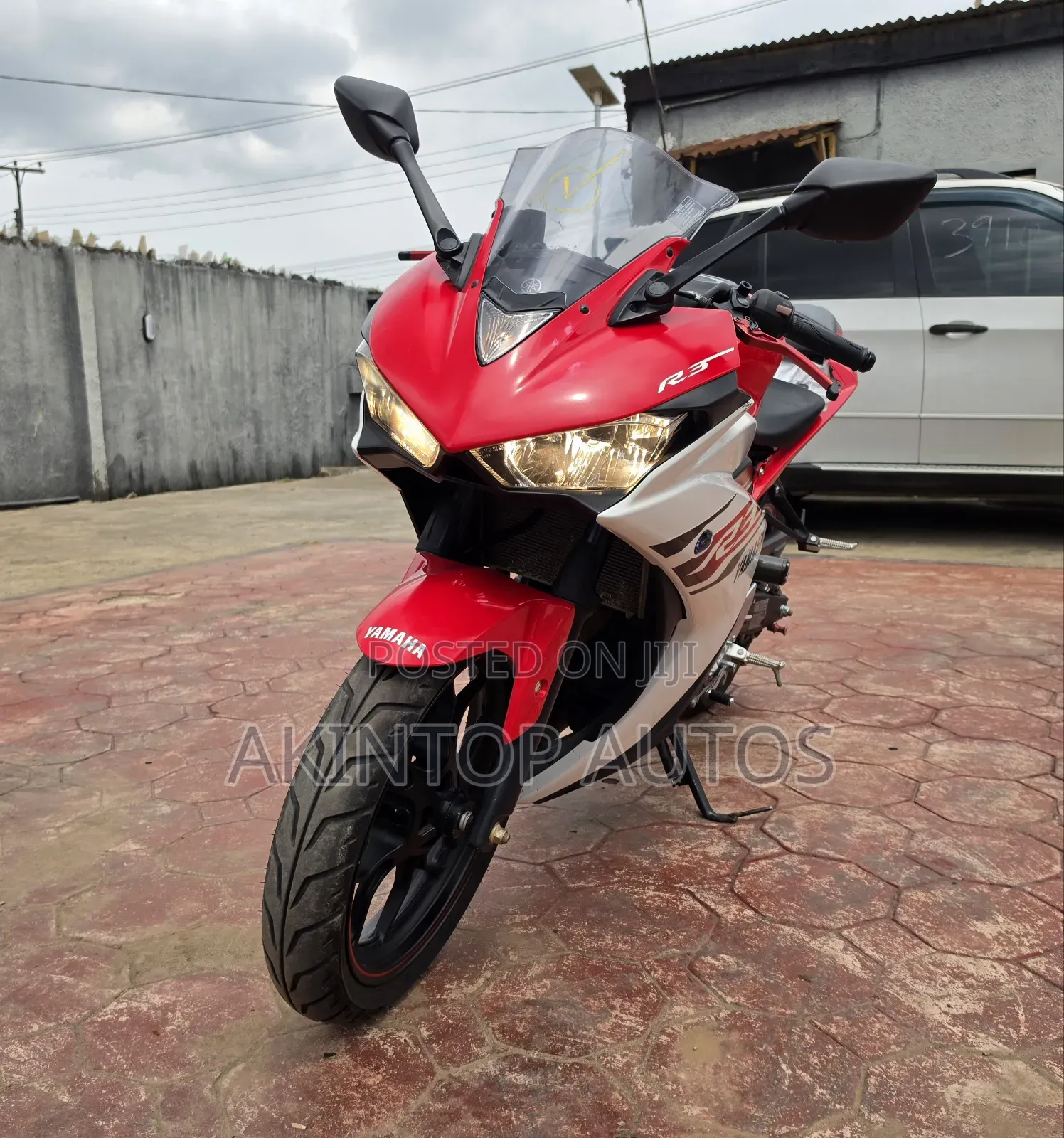 Yamaha YZF-R 2015 White