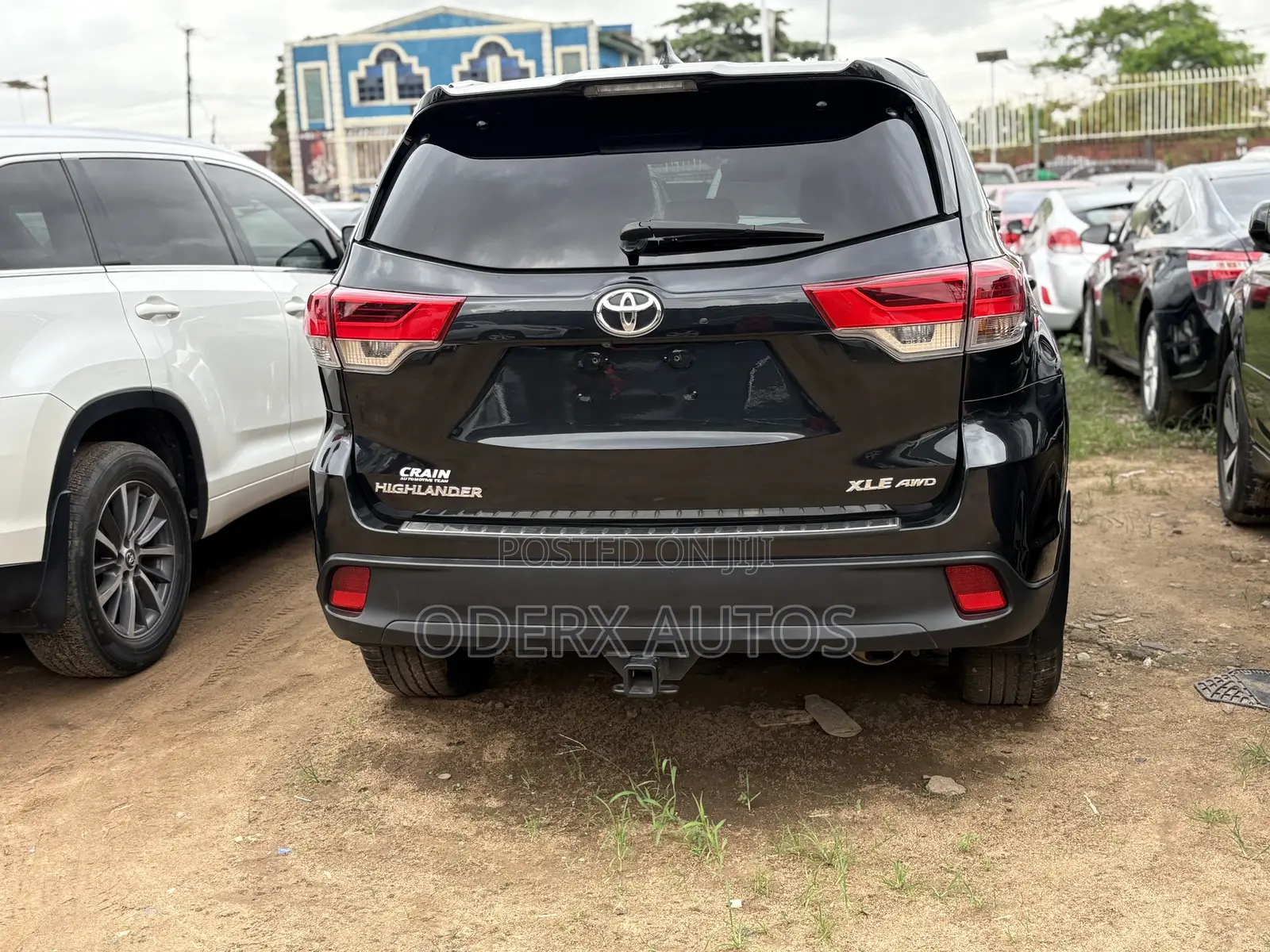 Toyota Highlander XLE 4x4 V6 (3.5L 6cyl 8A) 2018 Black