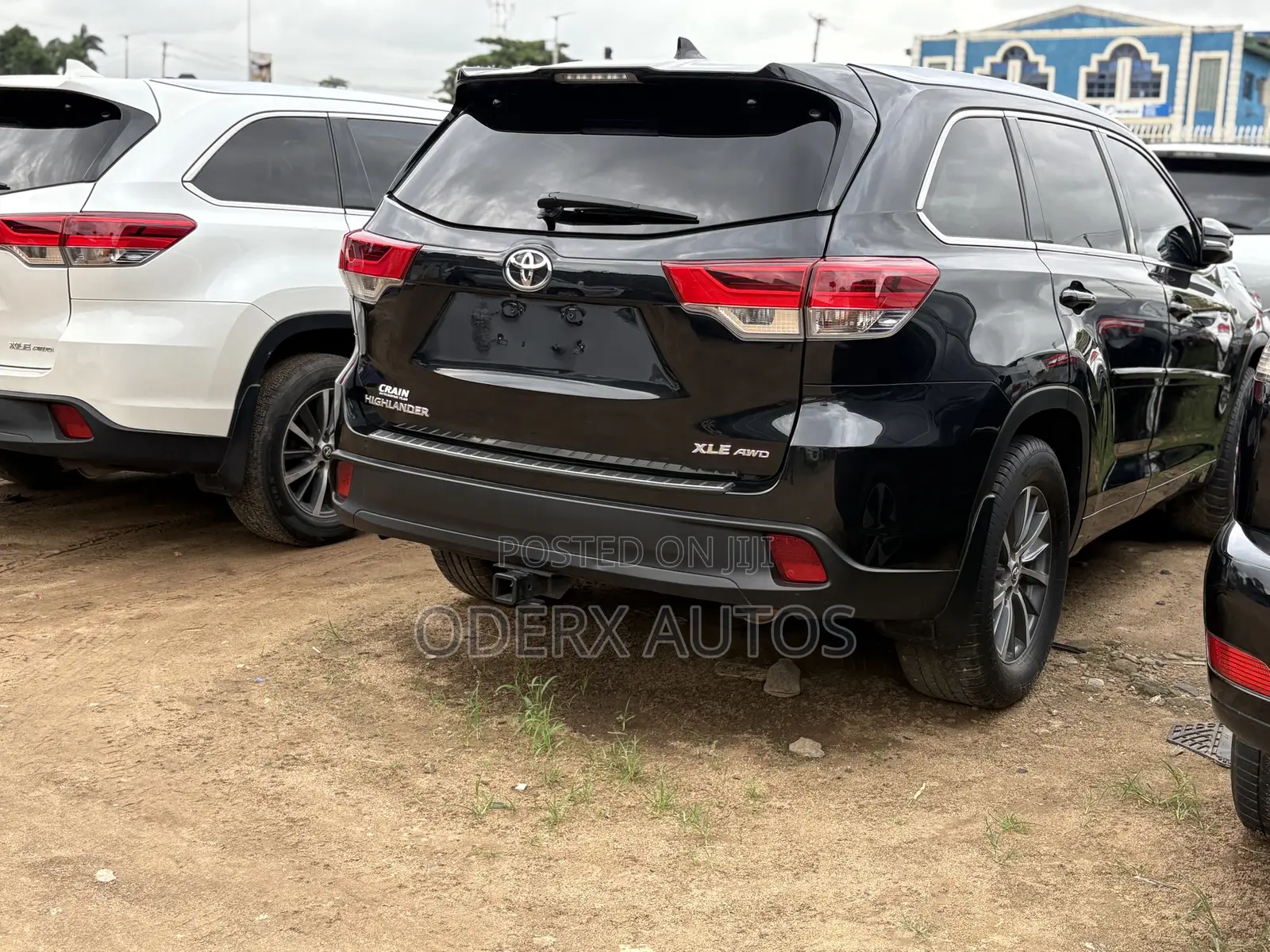 Toyota Highlander XLE 4x4 V6 (3.5L 6cyl 8A) 2018 Black