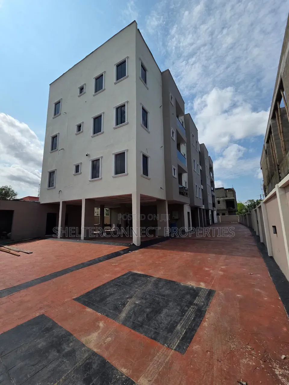 3bdrm Apartment in Akoka for sale