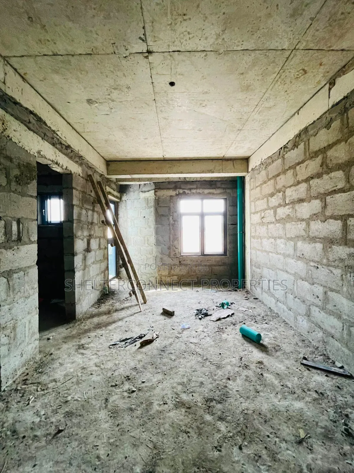 4bdrm House in Oworonshoki / Gbagada for sale