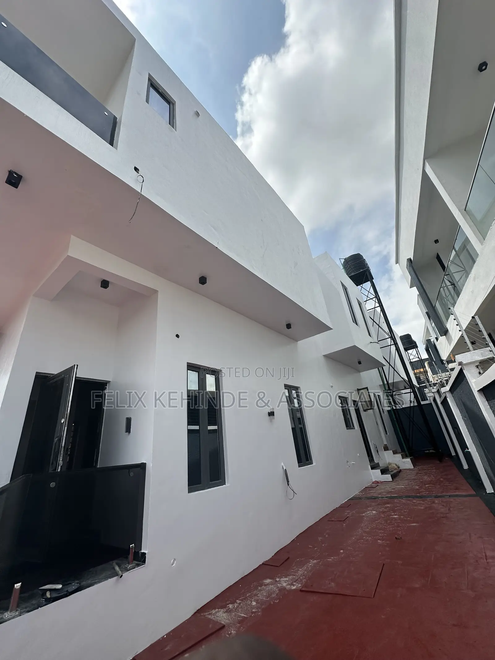 4bdrm Duplex in Aerodrome Estate, Samonda for sale