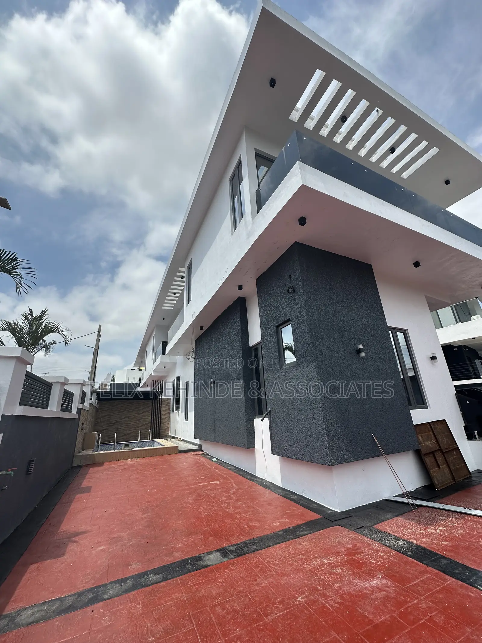 4bdrm Duplex in Aerodrome Estate, Samonda for sale