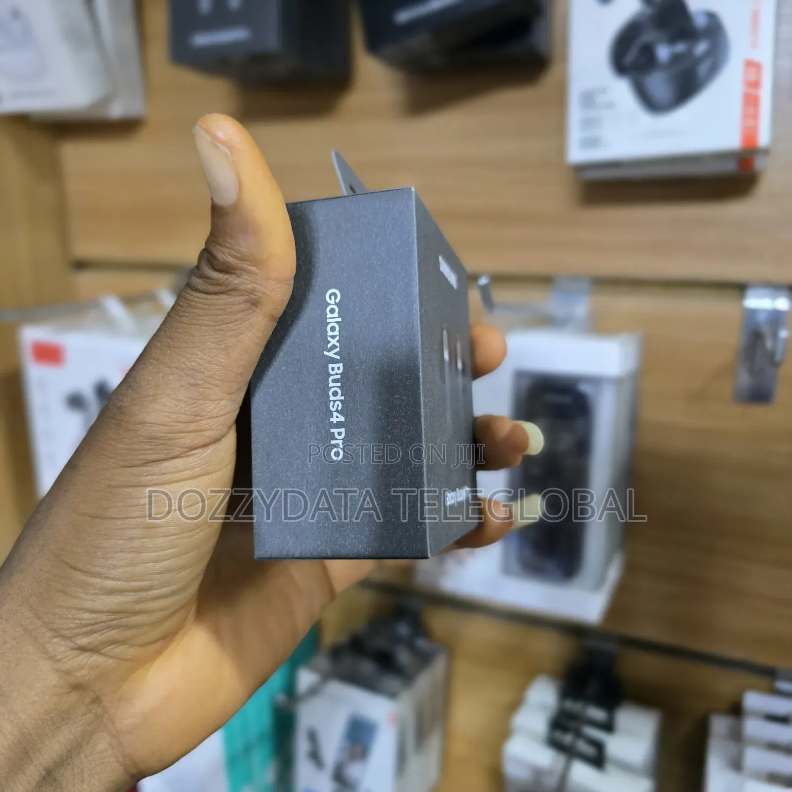 Samsung Buds 4 Pro
