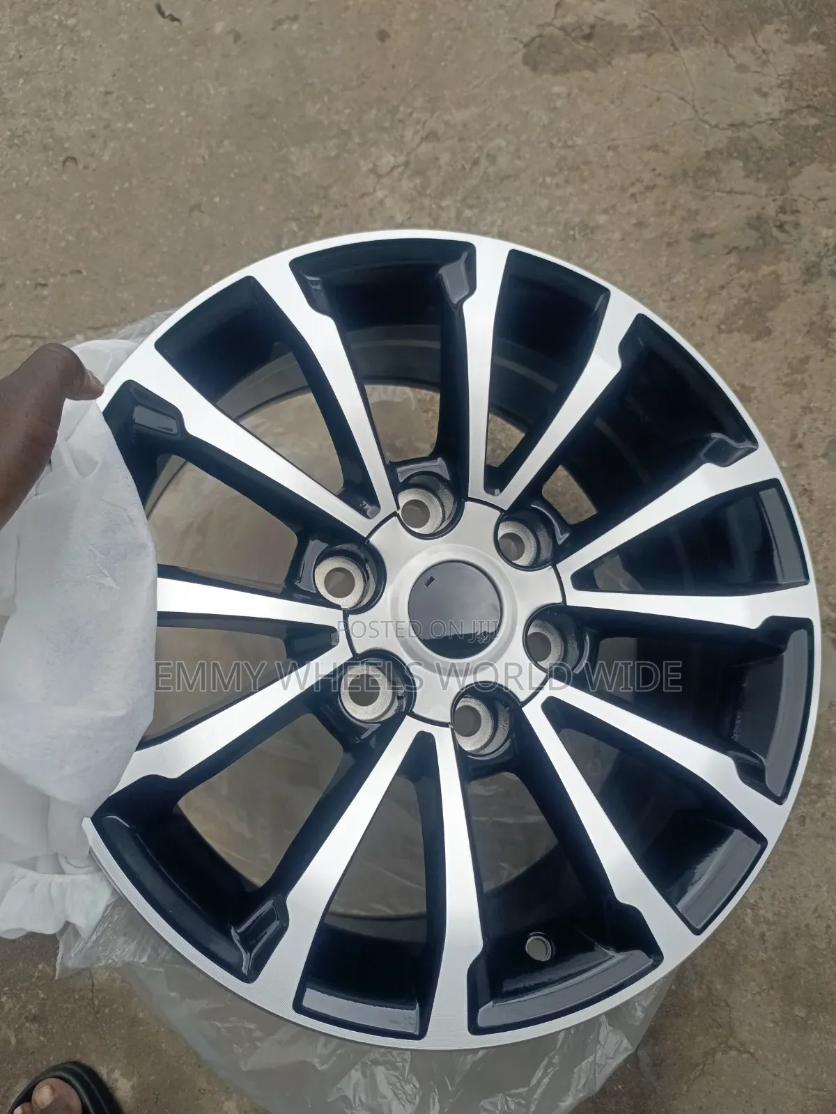 18inches for New Model Hilux 2024 Grey and Black Now Available in Stoc