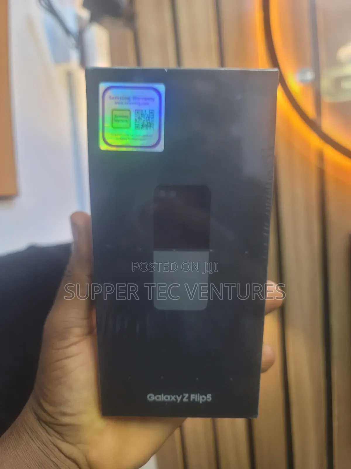 New Samsung Galaxy Z Flip 5 256 GB