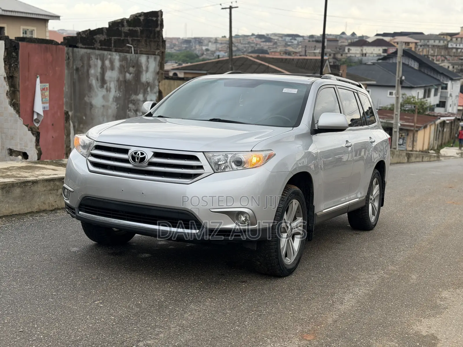 Toyota Highlander SE 2012 Silver