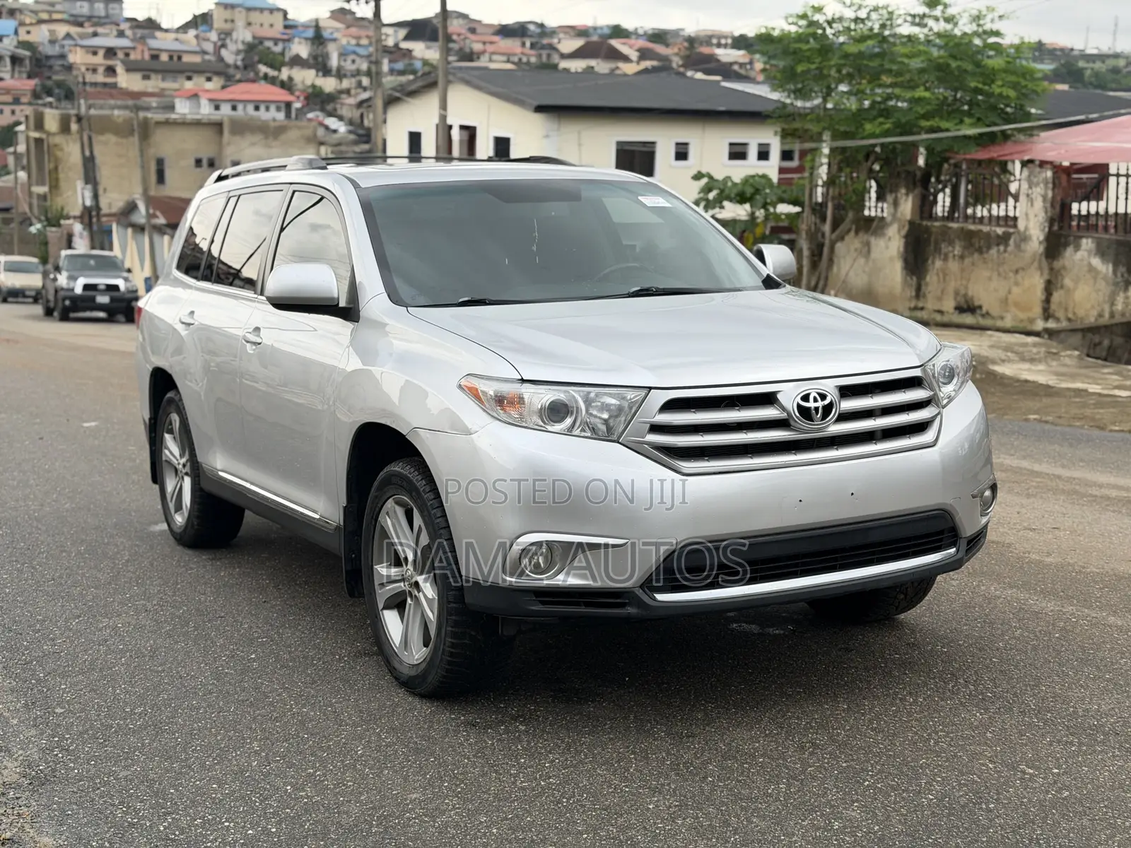 Toyota Highlander SE 2012 Silver