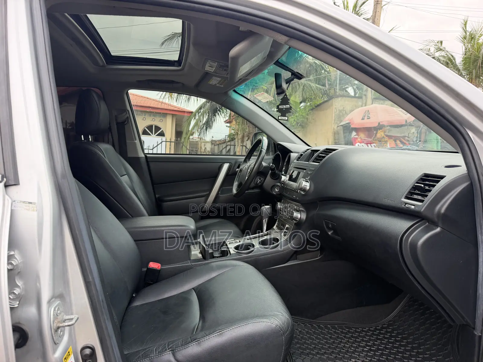 Toyota Highlander SE 2012 Silver