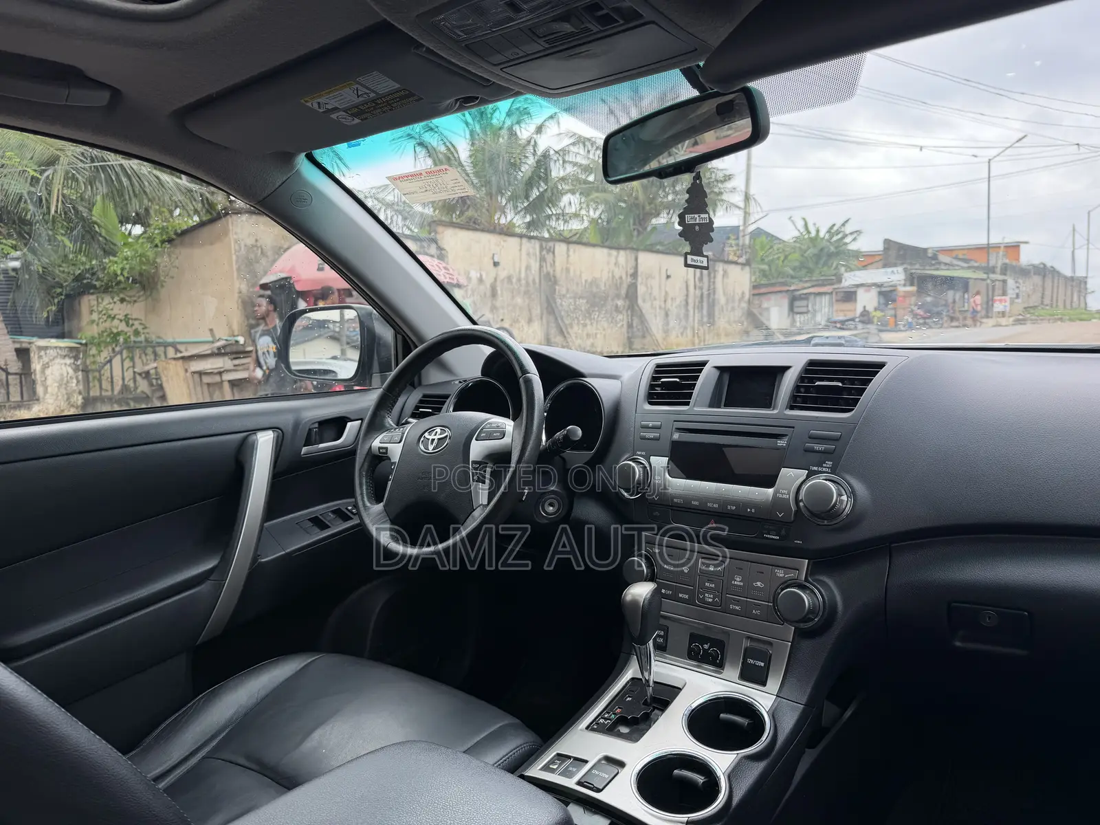 Toyota Highlander SE 2012 Silver