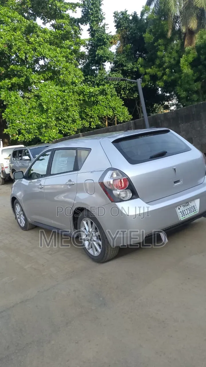 Pontiac Vibe 1.8L 2010 Silver
