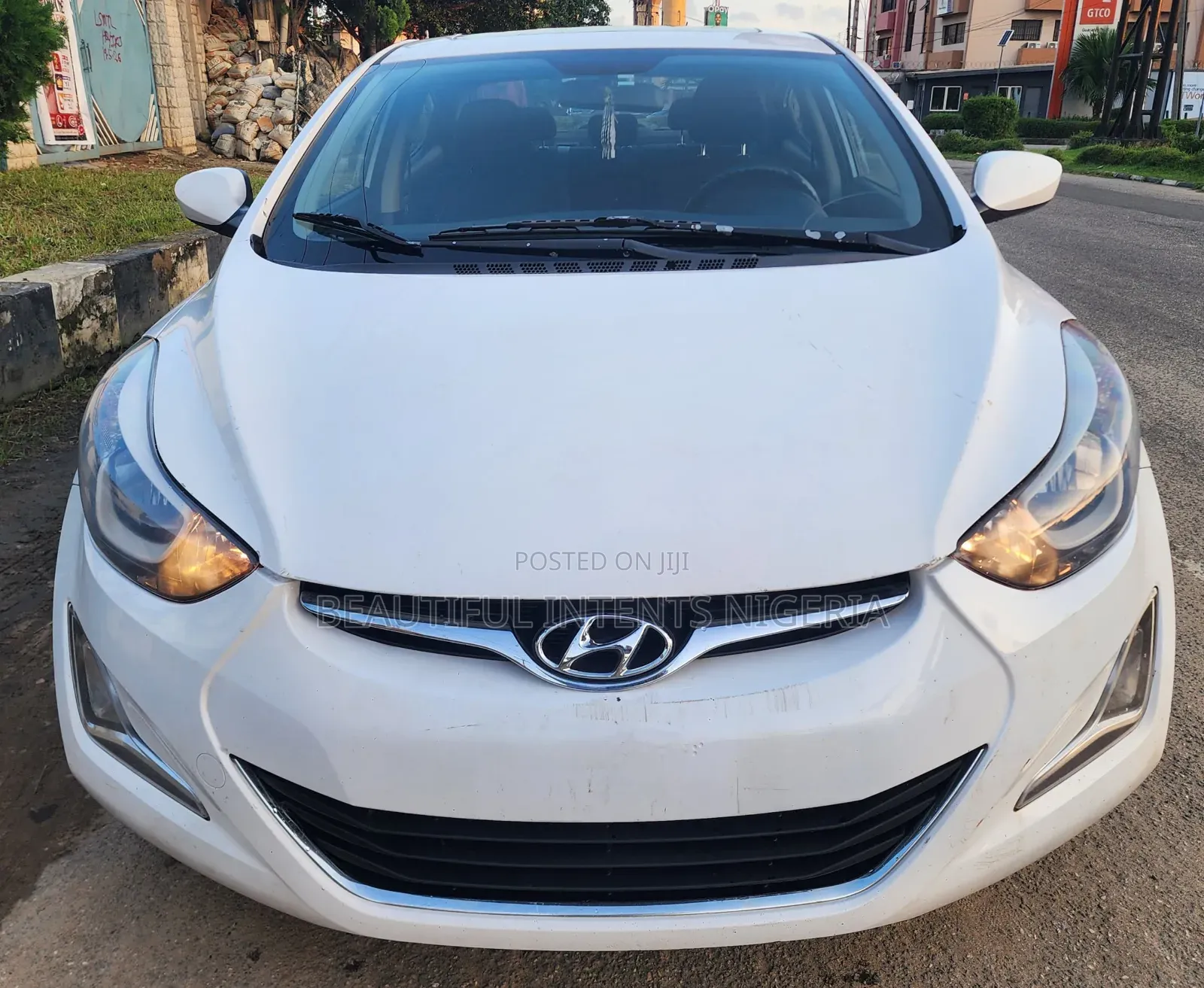 Hyundai Elantra 2014 White
