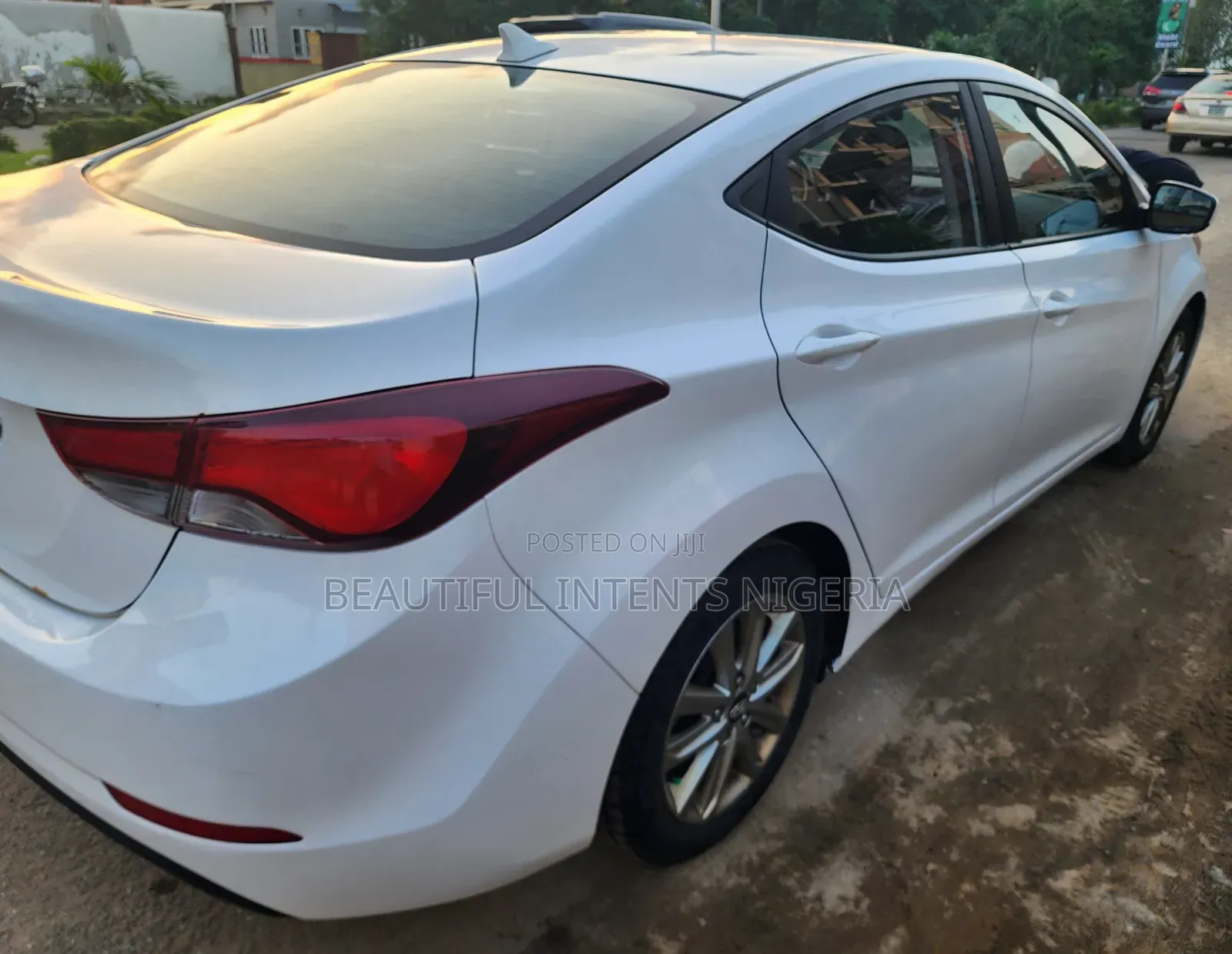 Hyundai Elantra 2014 White