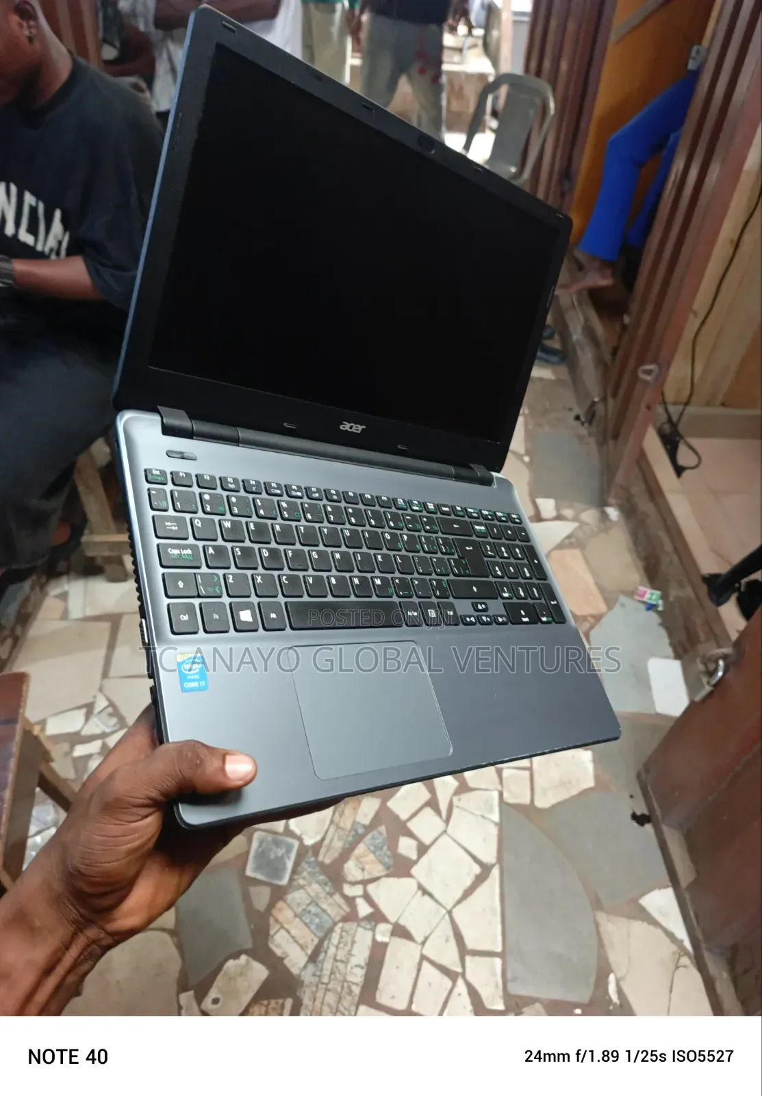 Laptop Acer Aspire E5-531 8GB Intel Core i7 HDD 500GB