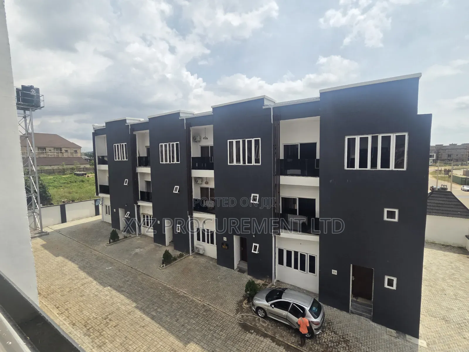 5bdrm Townhouse/Terrace in Jahi for sale